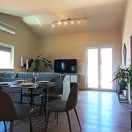 Apartment Caramel Surida 800m To The Beach, 3 Free Parking