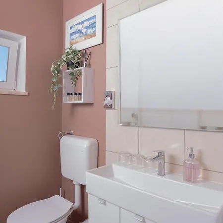 Caramel Surida 800m To The Beach, 3 Free Parking Apartment Štinjan